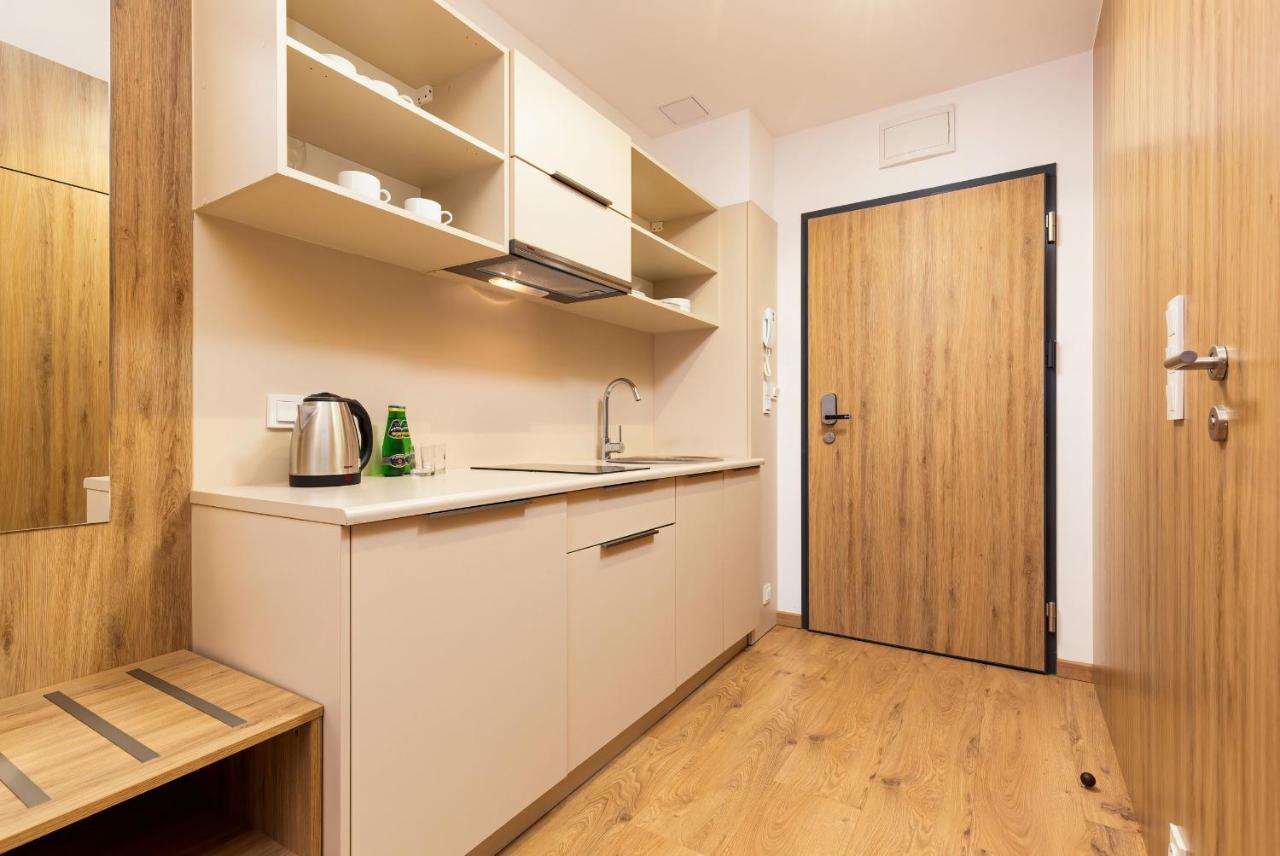 Wolska Residence Apartments With Parking By Noclegi Renters Βαρσοβία Εξωτερικό φωτογραφία