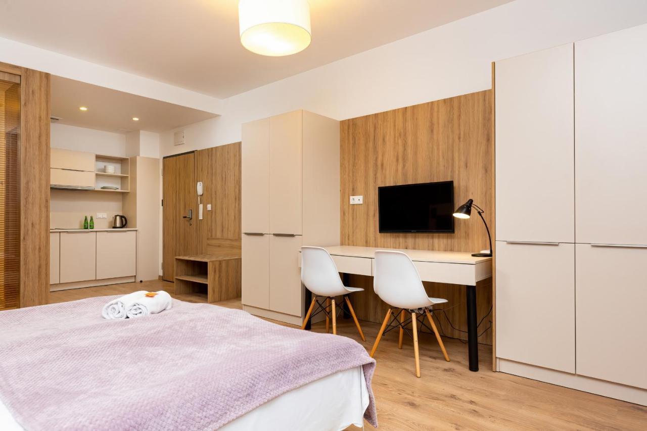 Wolska Residence Apartments With Parking By Noclegi Renters Βαρσοβία Εξωτερικό φωτογραφία