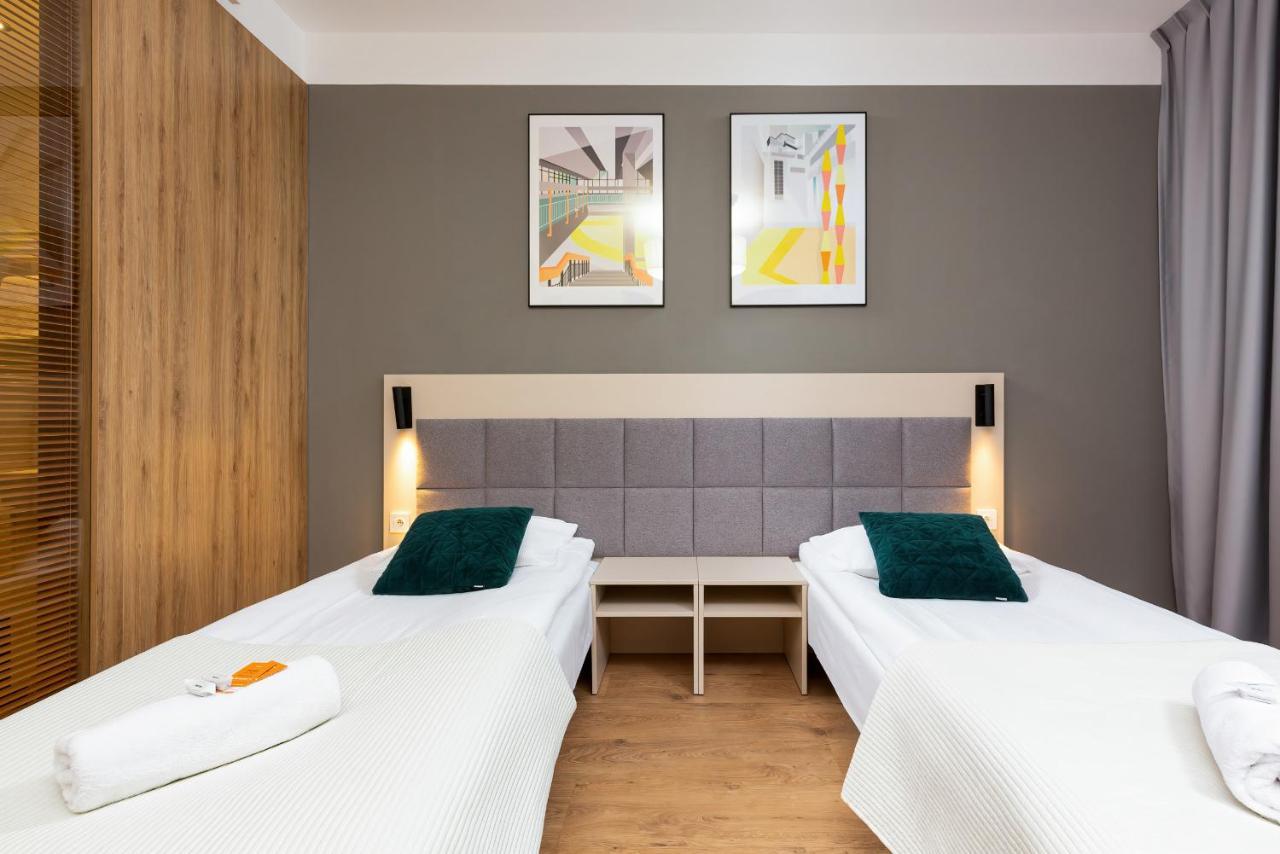 Wolska Residence Apartments With Parking By Noclegi Renters Βαρσοβία Εξωτερικό φωτογραφία