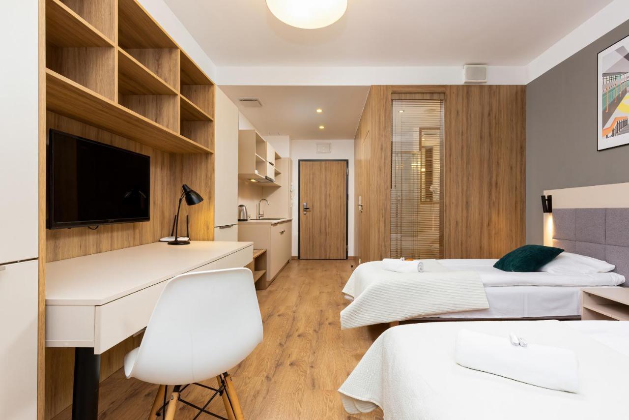 Wolska Residence Apartments With Parking By Noclegi Renters Βαρσοβία Εξωτερικό φωτογραφία