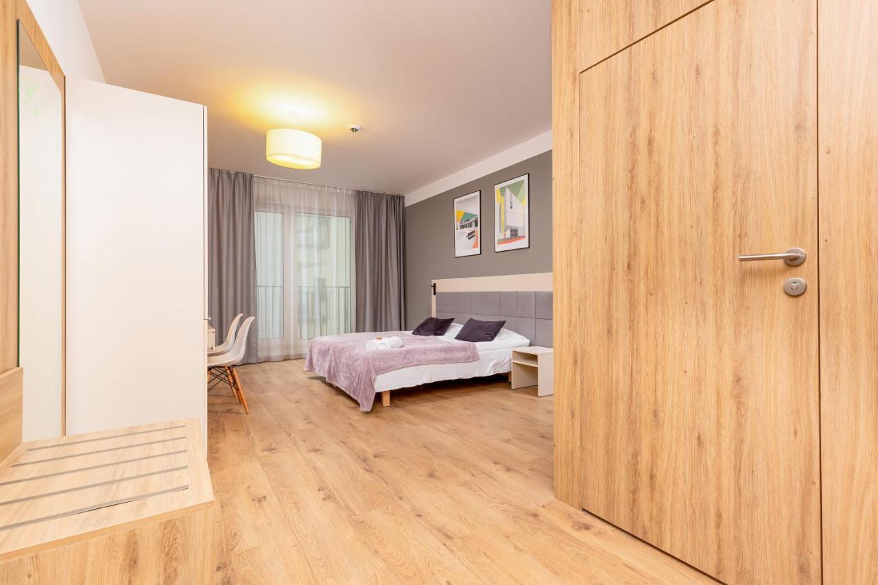 Wolska Residence Apartments With Parking By Noclegi Renters Βαρσοβία Εξωτερικό φωτογραφία