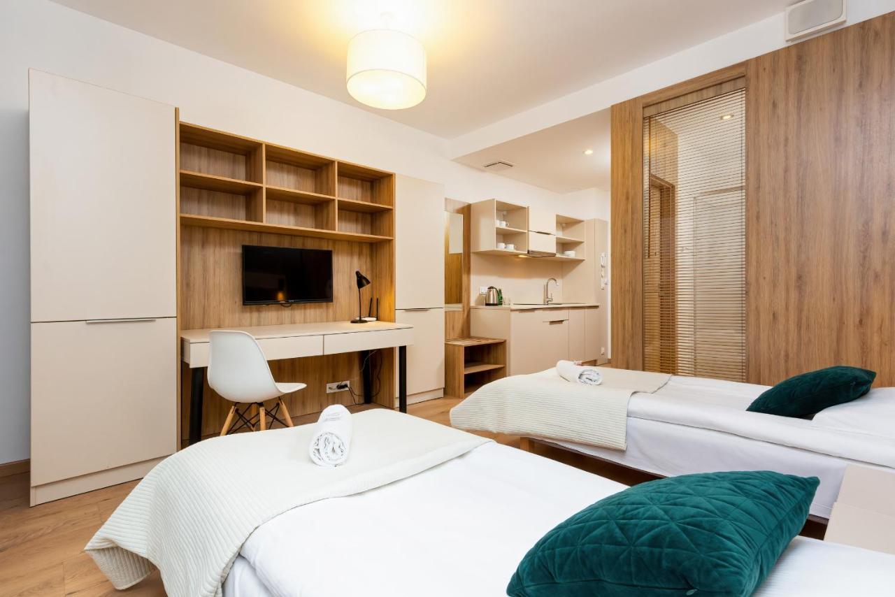Wolska Residence Apartments With Parking By Noclegi Renters Βαρσοβία Εξωτερικό φωτογραφία
