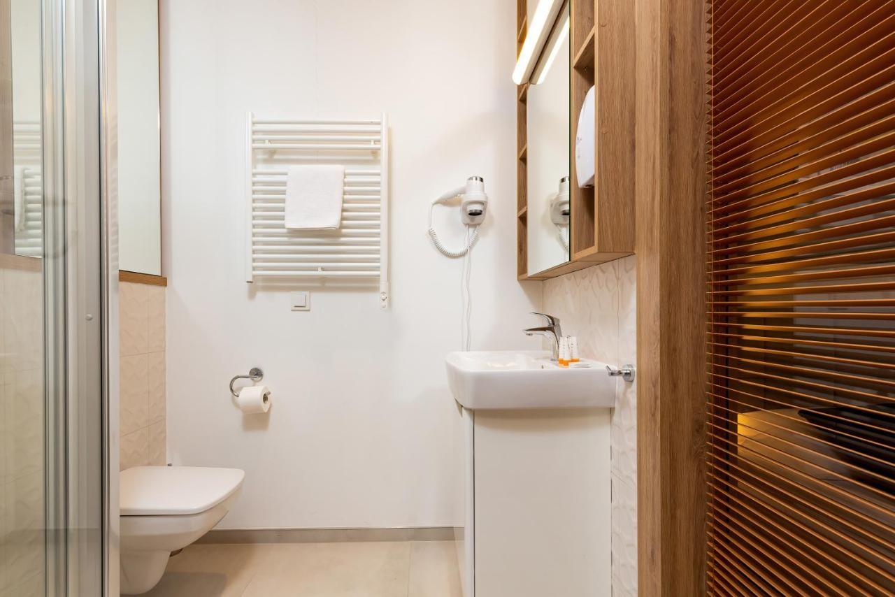 Wolska Residence Apartments With Parking By Noclegi Renters Βαρσοβία Εξωτερικό φωτογραφία
